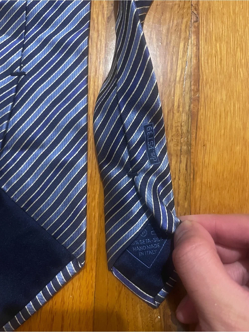$395 Brioni Embroidered 100% Italian Silk Tie